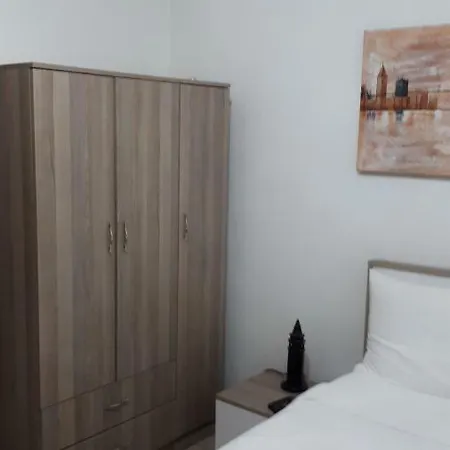 Galata Waterfall Apartament *