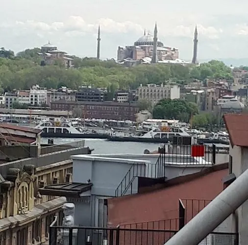 Apartamento Galata Waterfall